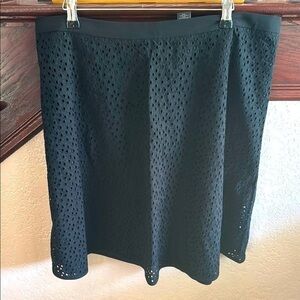 Ann Taylor Black Eyelet A-Line Midi Length Skirt Womens Size 16 NWT Summer Sale